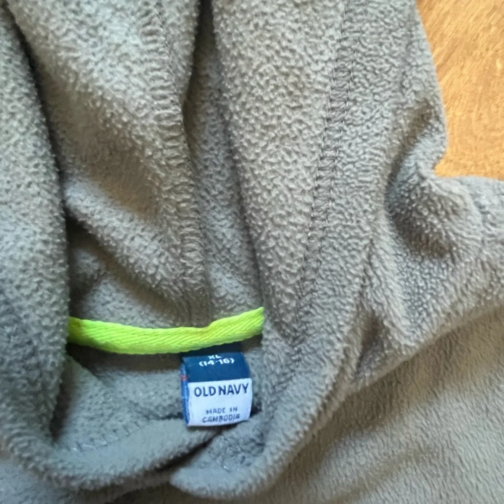 Old Navy Boys’ Gray Hoodie Sweatshirt – XL